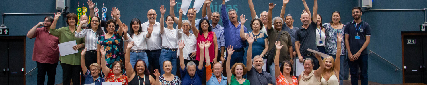 Universidade Aberta: alunos recebem certificados em cerimônia realizada nesta quarta-feira (27)