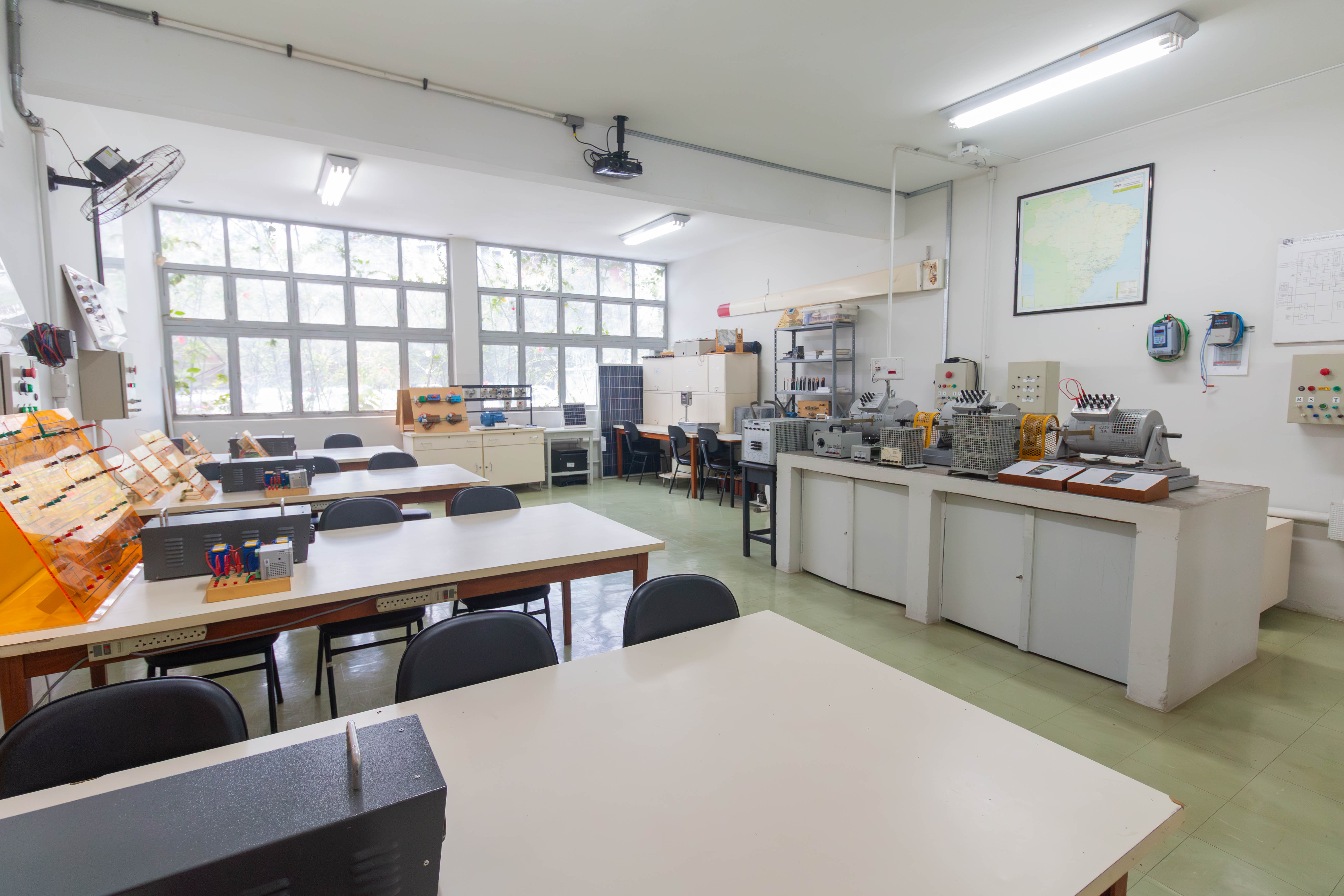 Foto das instalações do curso - Imagem 1